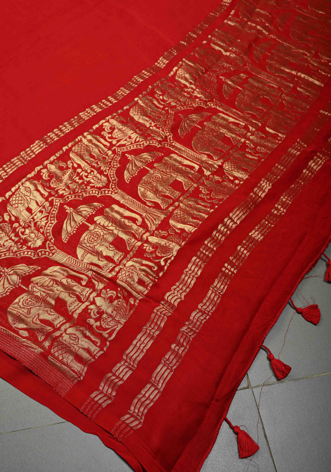 Blood Red Borderless Modal Silk Saree with Shikaargah Zari Pallu | SHOBITAM