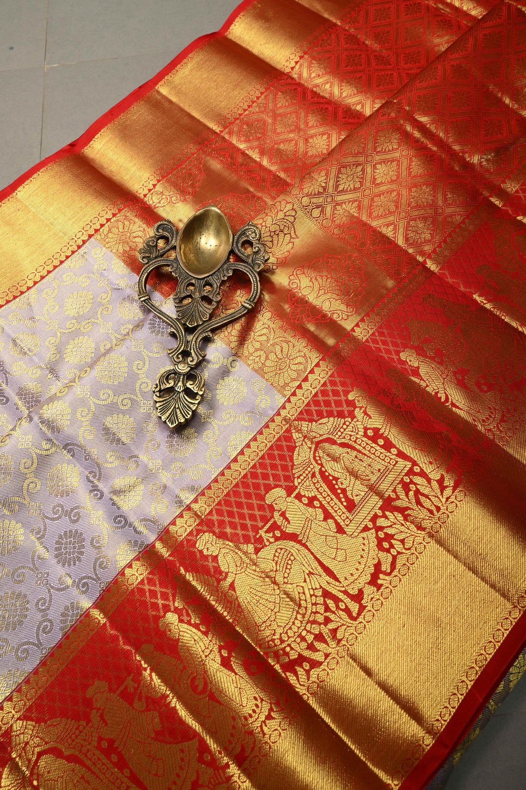 Talambralu Lilac-Gold Pure Kanjivaram Tissue Silk Saree with Brocade Jaal and Contrast Doli-Baraat Zari Border | SILK MARK CERTIFIED | SHOBITAM