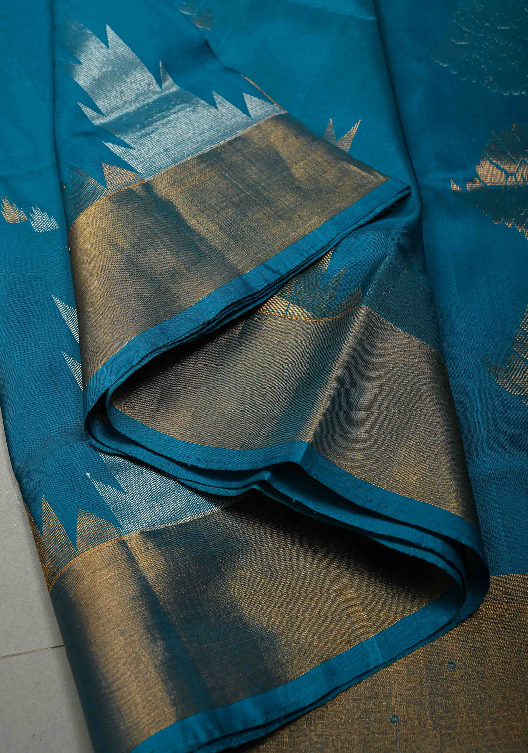 Blue Uppada Handloom Silk Saree with Sona Rupa Zari Buttas and Distinct Temple Design on Tissue Border| SILK MARK CERTIFIED | SHOBITAM