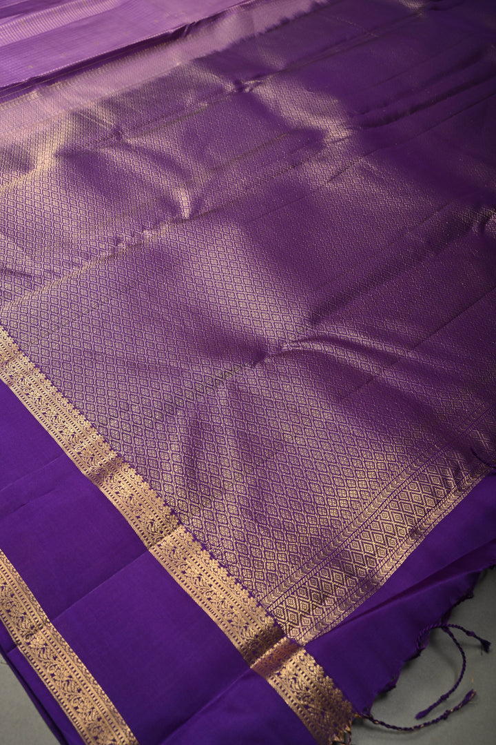 Lavender Kanjivaram Podi-Kattam Zari Checks on Pure Kanjivaram Soft Silk Saree with Zari Buttis and Rettiapet Zari Border | SILK MARK CERTIFIED | SHOBITAM