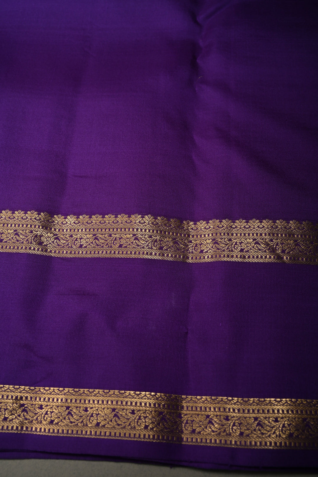 Lavender Kanjivaram Podi-Kattam Zari Checks on Pure Kanjivaram Soft Silk Saree with Zari Buttis and Rettiapet Zari Border | SILK MARK CERTIFIED | SHOBITAM