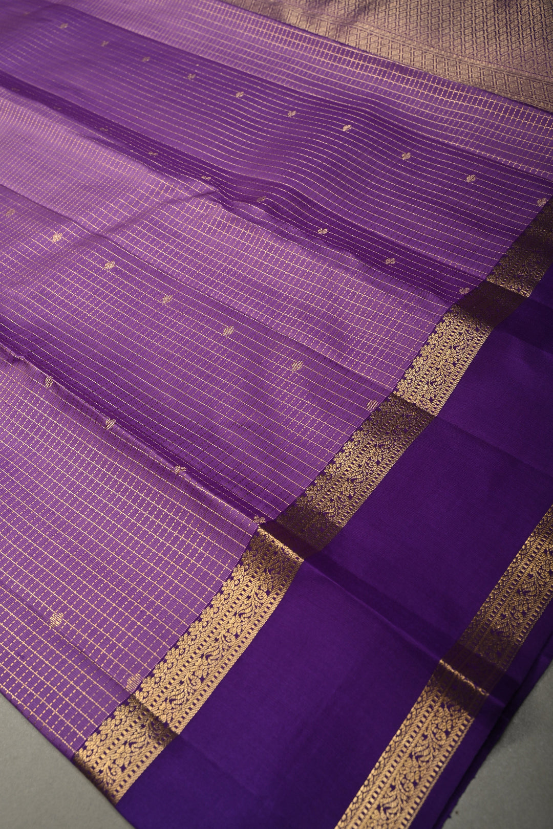 Lavender Kanjivaram Podi-Kattam Zari Checks on Pure Kanjivaram Soft Silk Saree with Zari Buttis and Rettiapet Zari Border | SILK MARK CERTIFIED | SHOBITAM