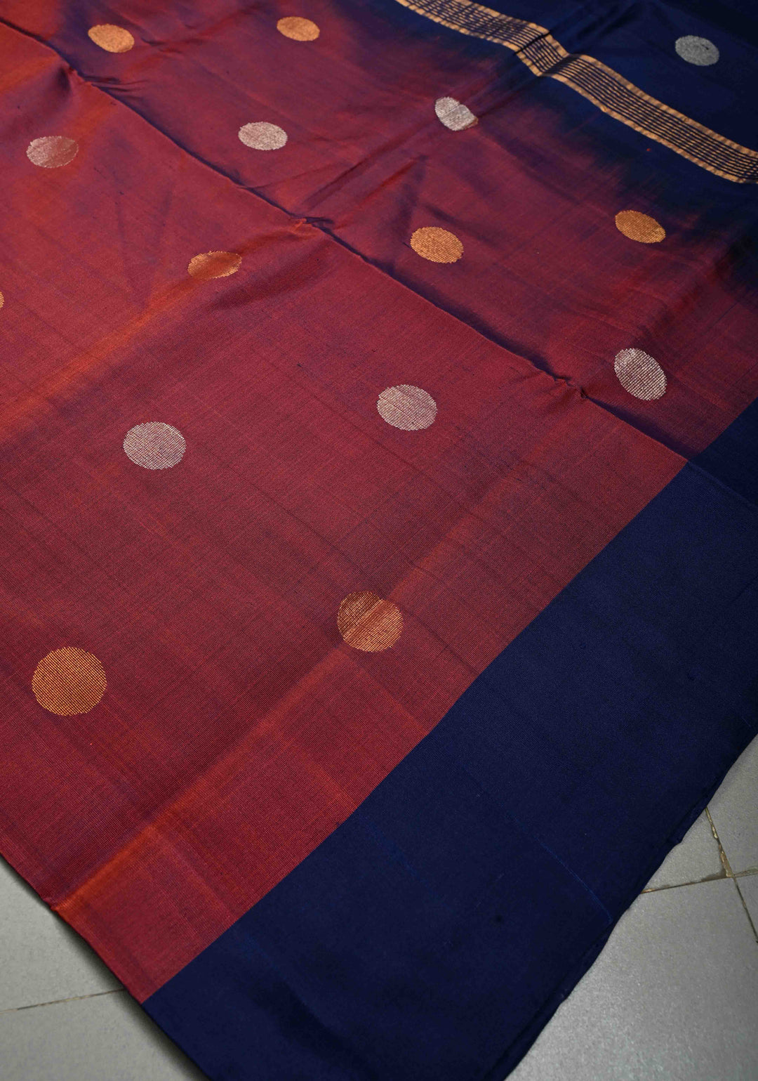 Maroon Dual Tone Uppada Handloom Silk Saree with Sona Rupa Polka Dots and Contrast Border| SILK MARK CERTIFIED | SHOBITAM