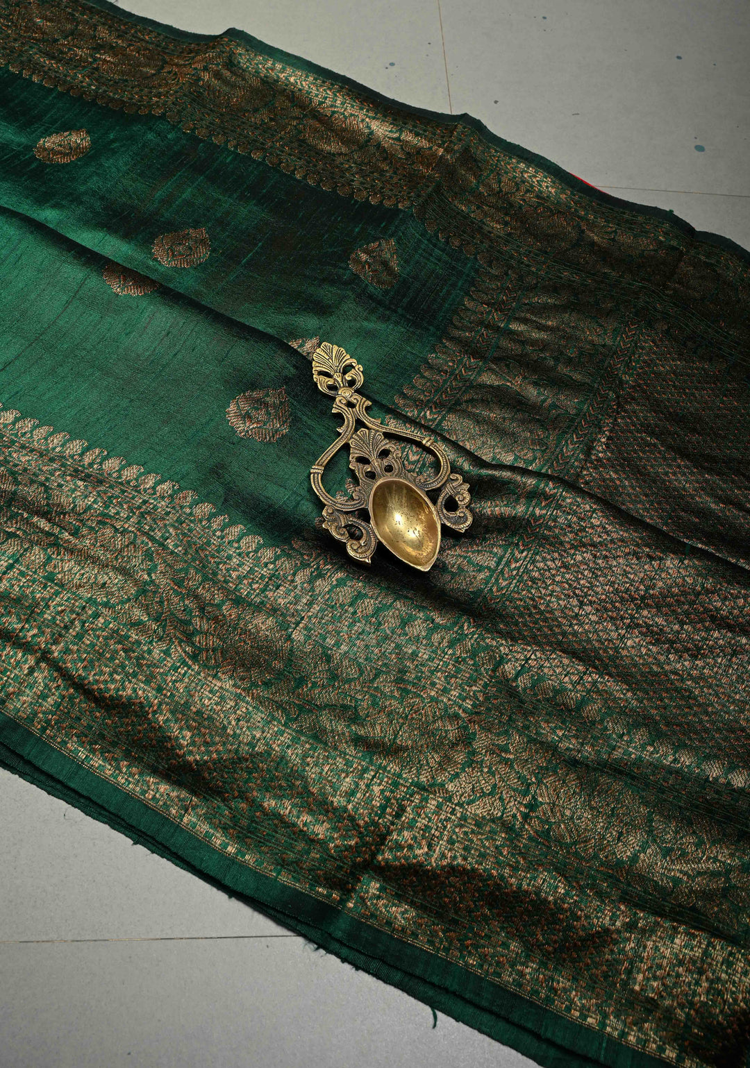 Deep Emerald Green Banarasi Raw Silk Saree with Antique Zari Buttas and Zari Border | SILK MARK CERTIFIED
