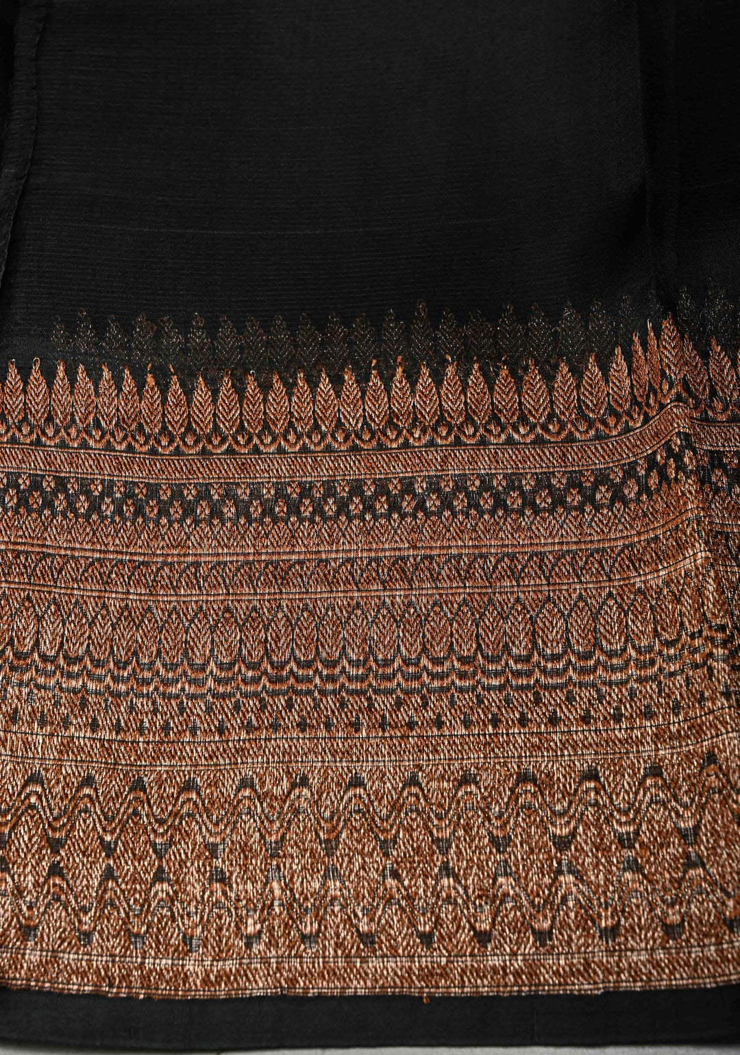 Black Pure Banarasi Kora Silk Saree with Paisley Antique Zari Buttas and Zari Border | SILK MARK CERTIFIED | Shobitam )