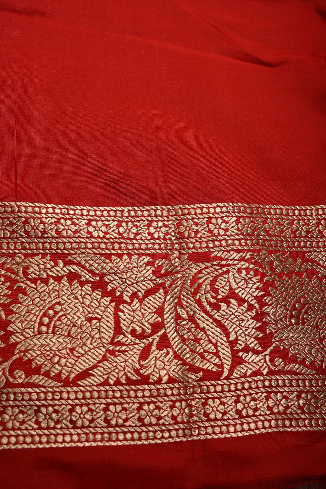 Green-Orange Dual Tone Pure Banarasi Katan Silk Saree with Meenakari Floral Brocade Jaal and Zari Border | SILK MARK CERTIFIED | SHOBITAM