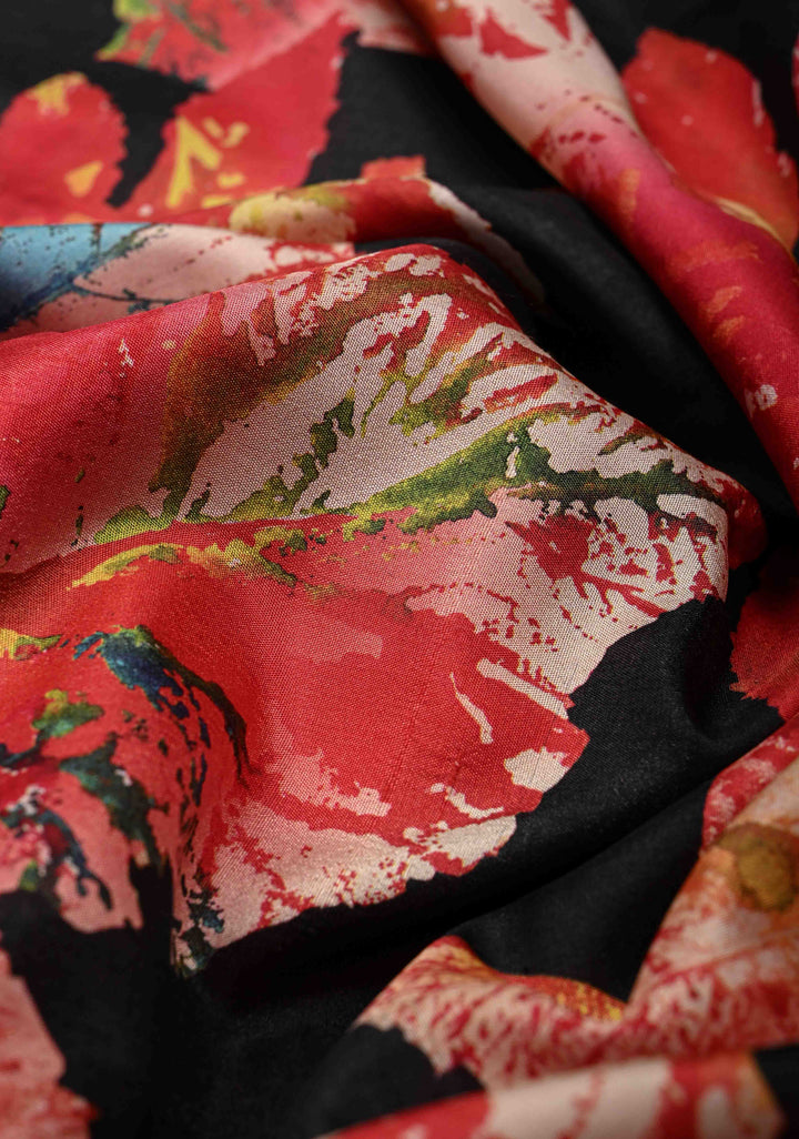 Black Pure Kanjivaram Silk Saree with Digital Print and Contrast Rettaipet Zari Border | SILK MARK CERTIFIED | SHOBITAM
