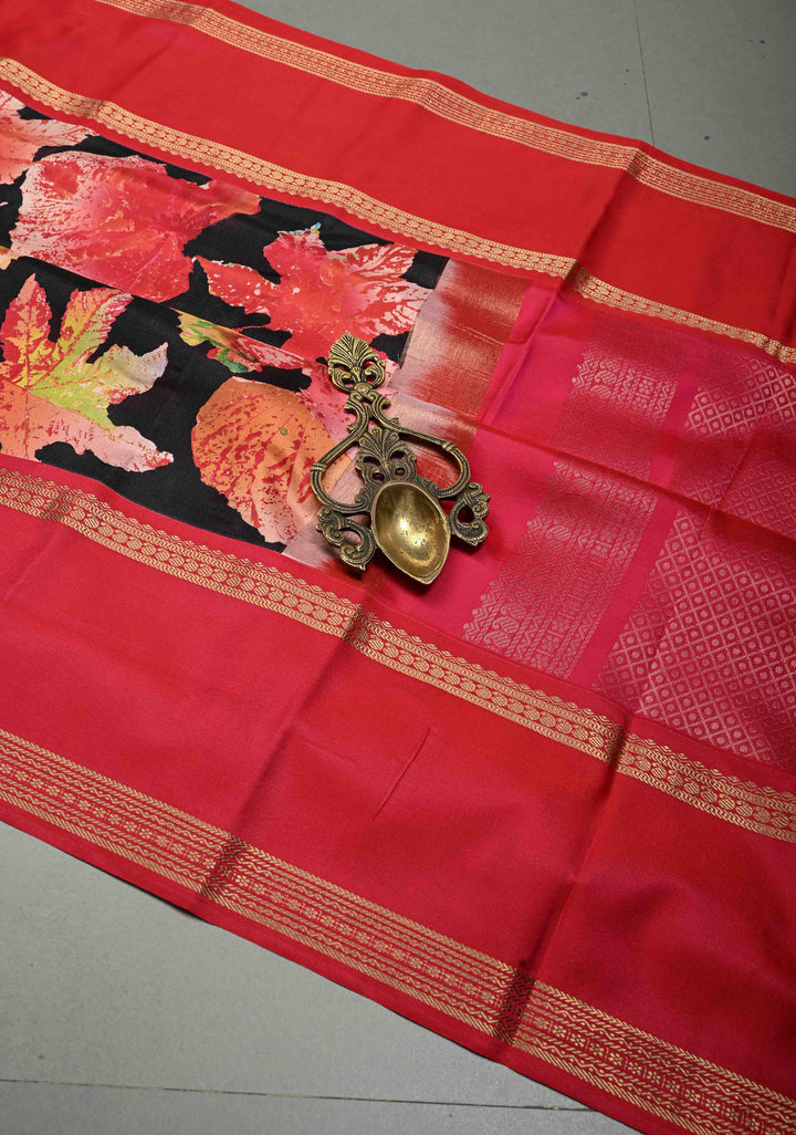 Black Pure Kanjivaram Silk Saree with Digital Print and Contrast Rettaipet Zari Border | SILK MARK CERTIFIED | SHOBITAM