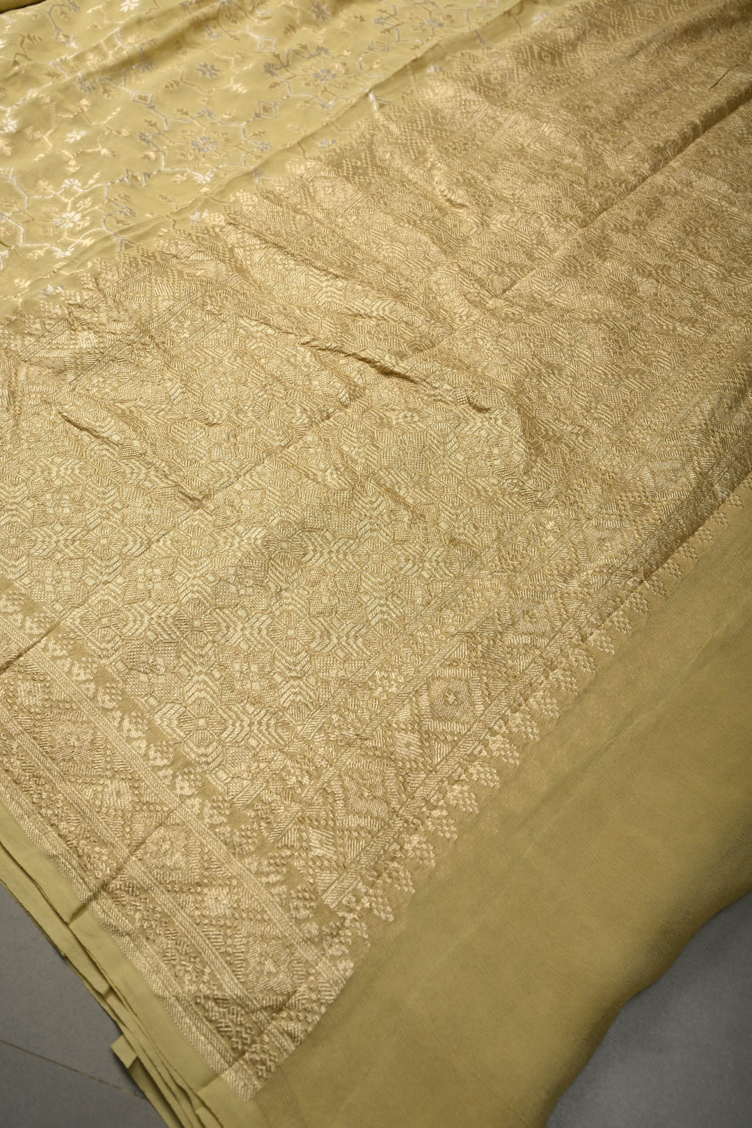 Light Ollive Green Banarasi Silk Georgette Saree with Meenakari Geometric Brocade and Zari Border | SILK MARK CERTIFIED | SHOBITAM
