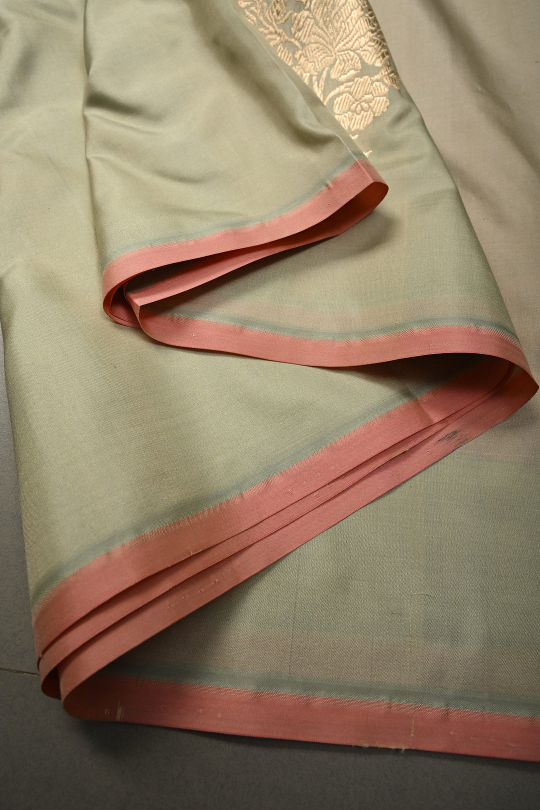 Green-Pink Dual Tone Pure Banarasi Katan Silk Saree with Gold-Silver Floral Zari Buttas and Minimal Border | SILK MARK CERTIFIED | SHOBITAM