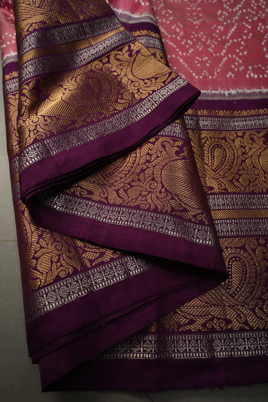 Frost Rose Dual tone Ikkat Kanjivaram Fusion Pure Silk Saree with Twill Design Jaal and Contrast Zari Border  | SILK MARK CERTIFIED | SHOBITAM