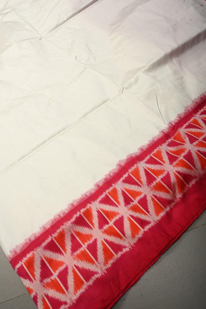 White Pochampally Ikkat Pure Silk Saree with Red-Pink Contrast Geometric Borders and Pallu | SILK MARK CERTIFIED | SHOBITAM
