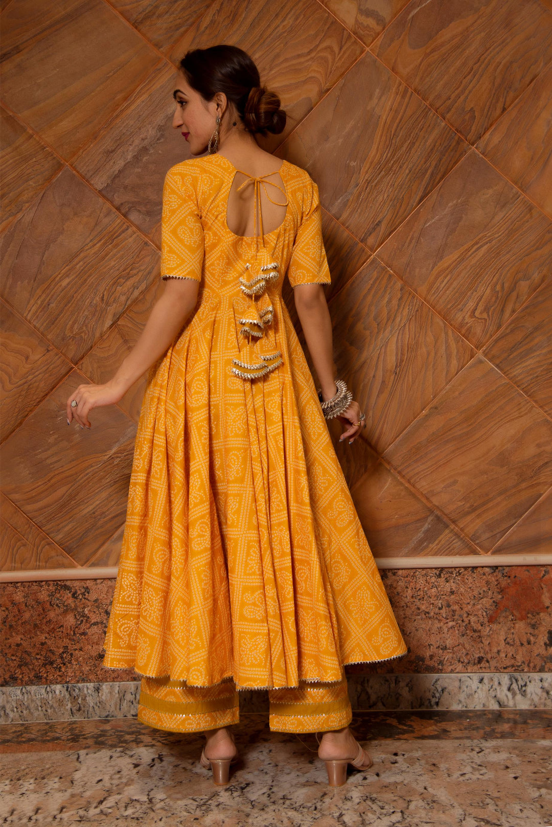 BANDHEJ YELLOW COTTON ANARKALI SET | SHOBITAM