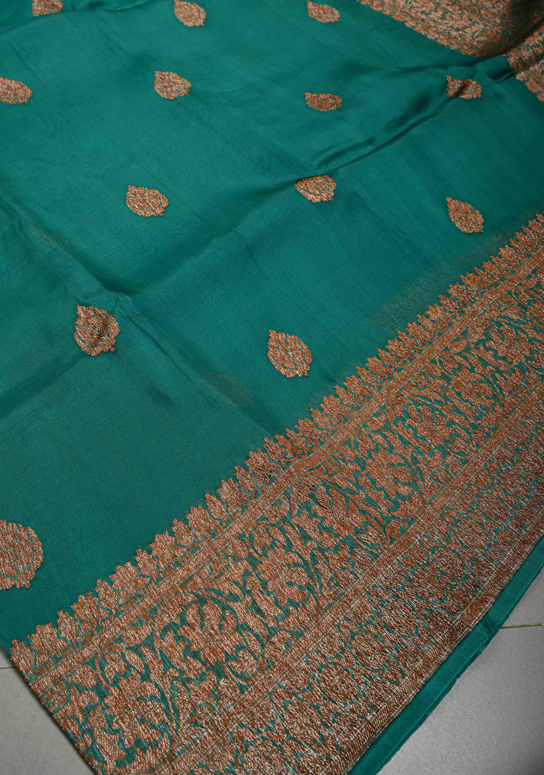 Rama Green Pure Banarasi Kora Silk Saree with Floral Antique Oxidized Zari Buttas and Zari Border | SILK MARK CERTIFIED | SHOBITAM