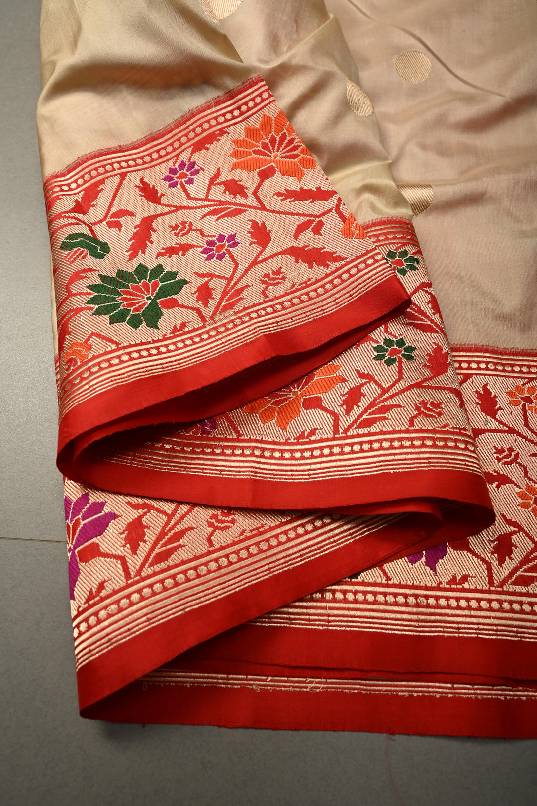 Cream Pure Banarasi Katan Silk Saree with Polka Zari Dotas and Contrast  Meenakari Zari Border | SILK MARK CERTIFIED | SHOBITAM