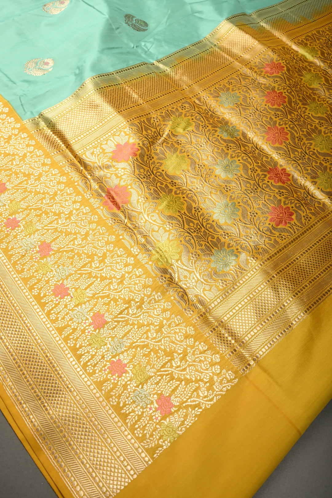Mint Green Pure Banarasi Katan Silk Saree with Meenakari Floral Zari  Buttas and Contrast Zari Border | SILK MARK CERTIFIED | SHOBITAM