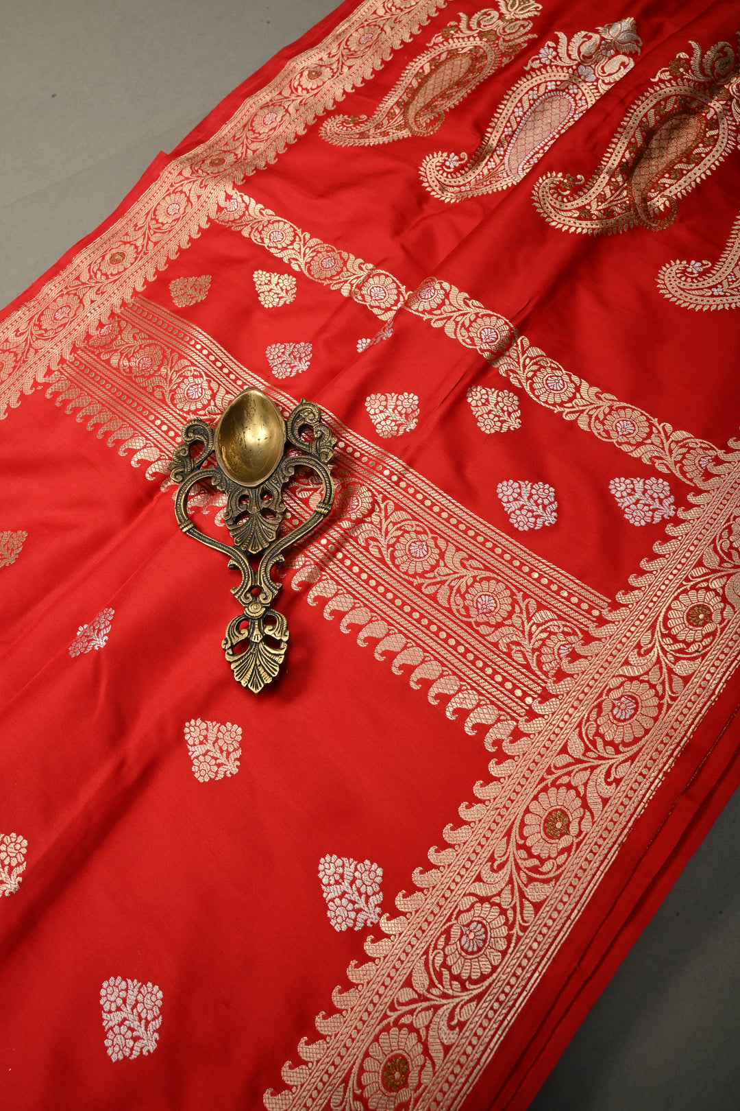 Crimson Red Pure Banarasi Katan Silk Saree with Sona Rupa Floral Zari Buttas and Meenakari Zari Border | SILK MARK CERTIFIED | SHOBITAM