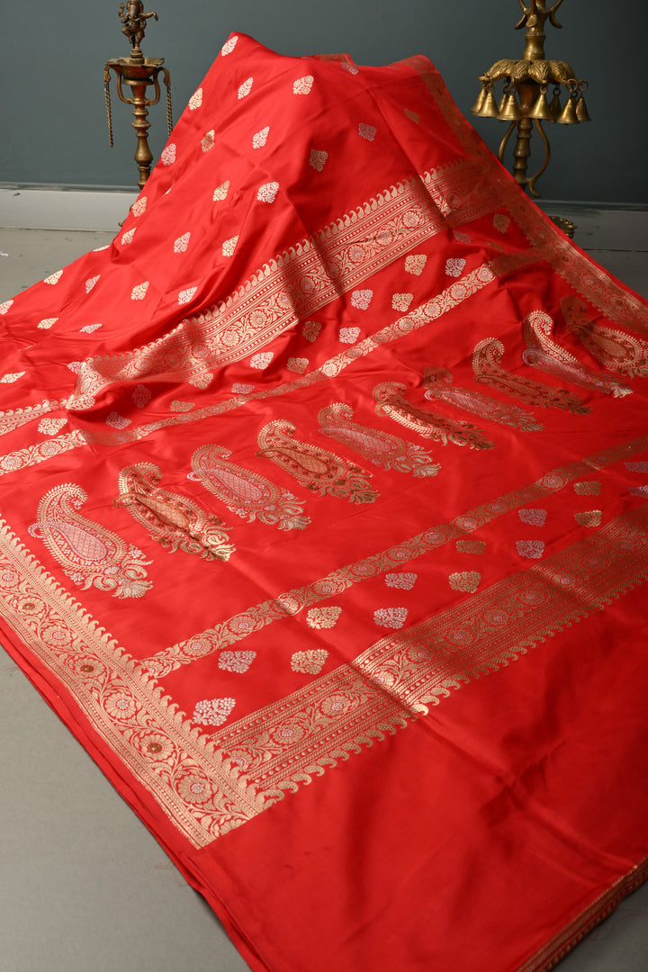 Crimson Red Pure Banarasi Katan Silk Saree with Sona Rupa Floral Zari Buttas and Meenakari Zari Border | SILK MARK CERTIFIED | SHOBITAM