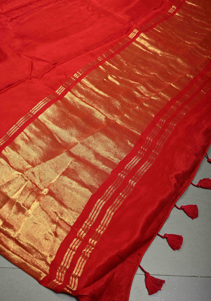 Crimson Red Borderless Modal Silk Saree with Lagda Patta Crushed Pallu | SHOBITAM