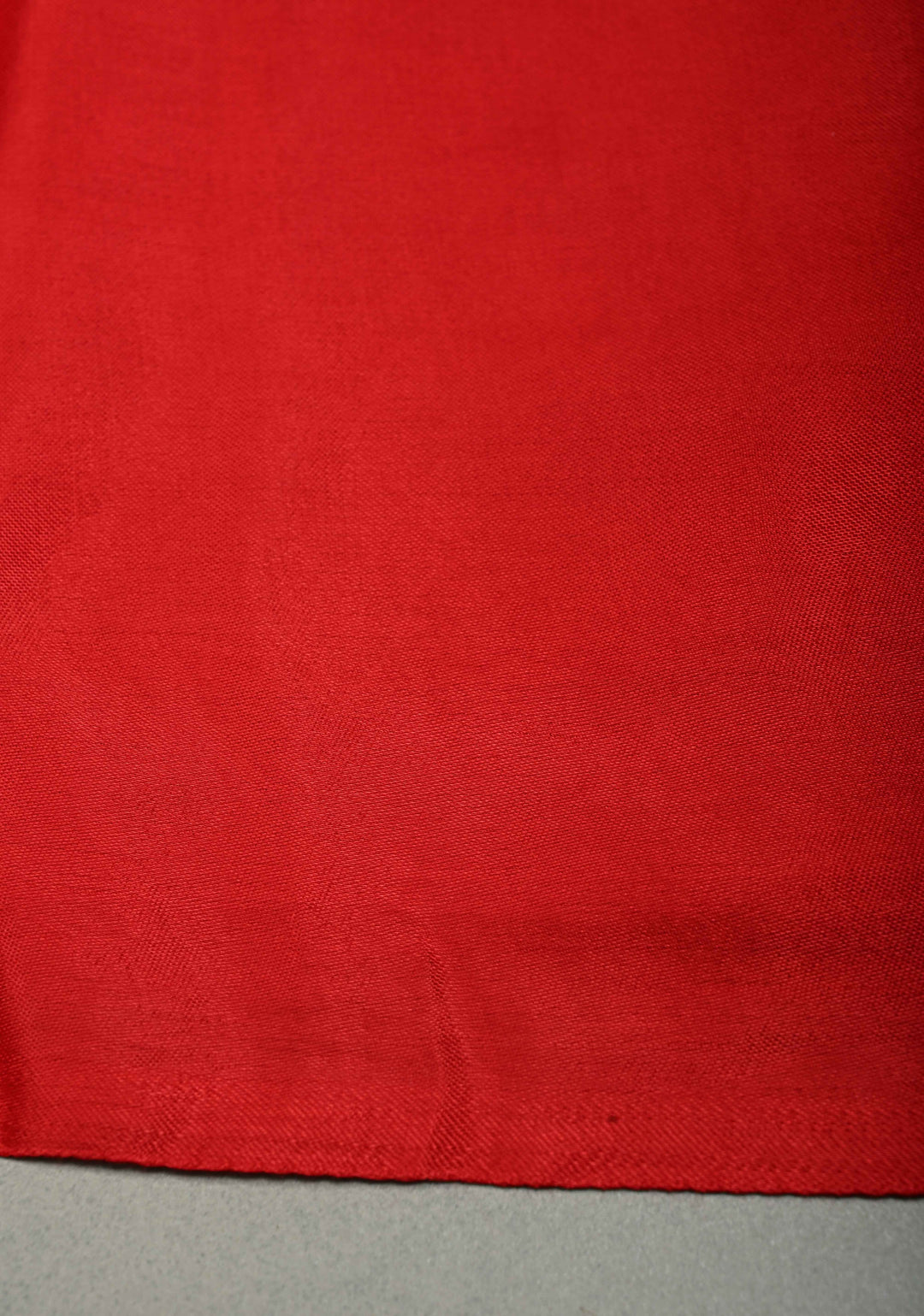 Crimson Red Borderless Modal Silk Saree with Lagda Patta Crushed Pallu | SHOBITAM
