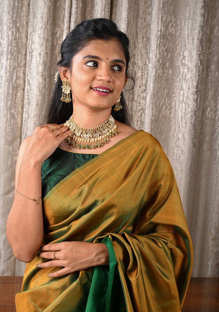 Rajwadi Ahmedabadi Jadau Necklace and Earrings Set with dangling chains design