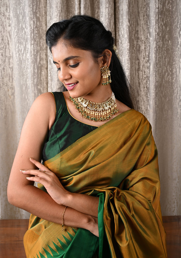 Rajwadi Ahmedabadi Jadau Necklace and Earrings Set with dangling chains design