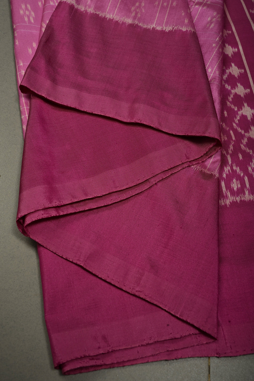 Rose Pink Checks on Pochampally Ikkat Pure Silk Saree with Geometric Design and Mauve Border  | SILK MARK CERTIFIED | SHOBITAM