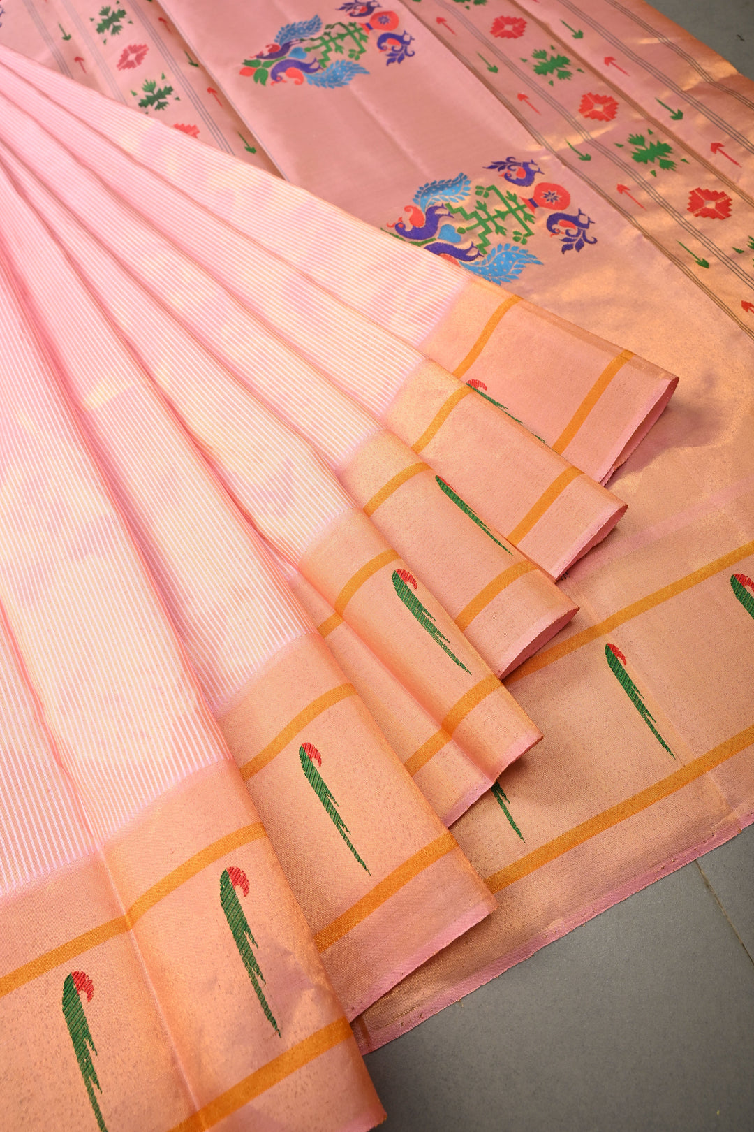 Authentic Pink Yeola Paithani Handloom Silk Saree with Single Muniya Borders and Peacock Motifs on Pallu | SILK MARK CERTIFIED | SHOBITAM