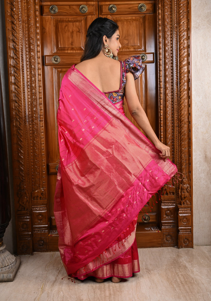 Pinkish Red Maheshwari Pure Silk Saree With Zari Buttas And Zari Border |SILK MARK CERTIFIED