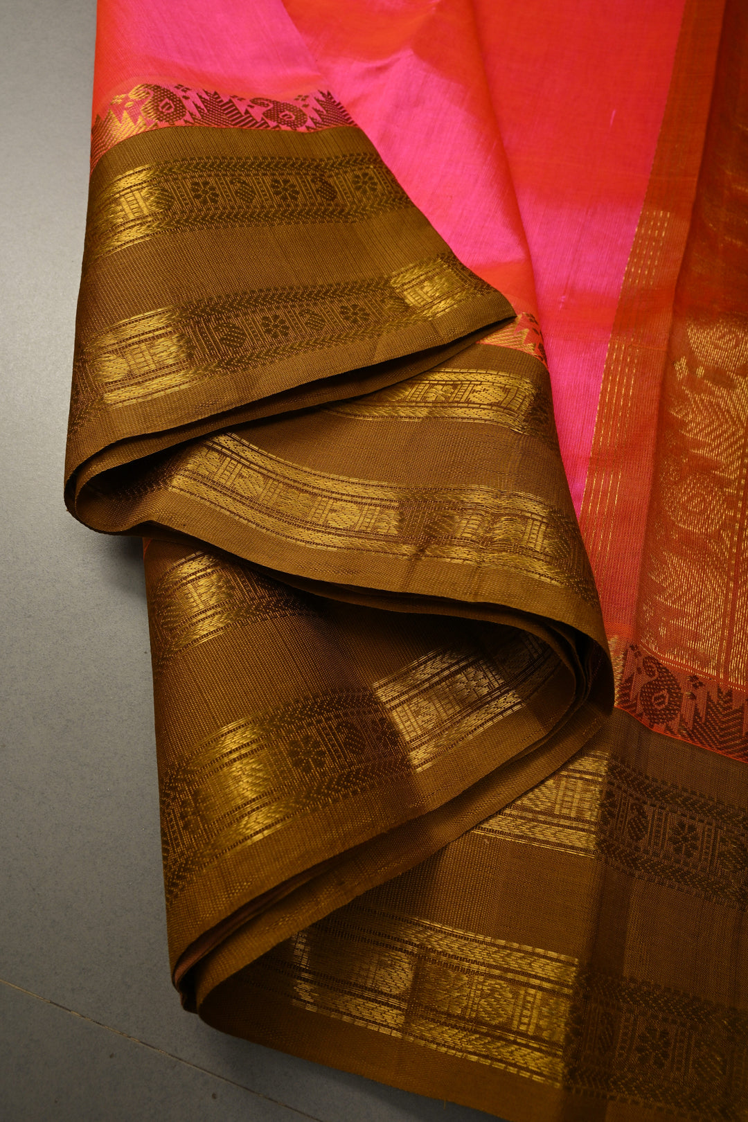 Rani Pink Dual Tone Kanchi Silk Cotton Handloom Saree with Contrast Zari Border | SHOBITAM
