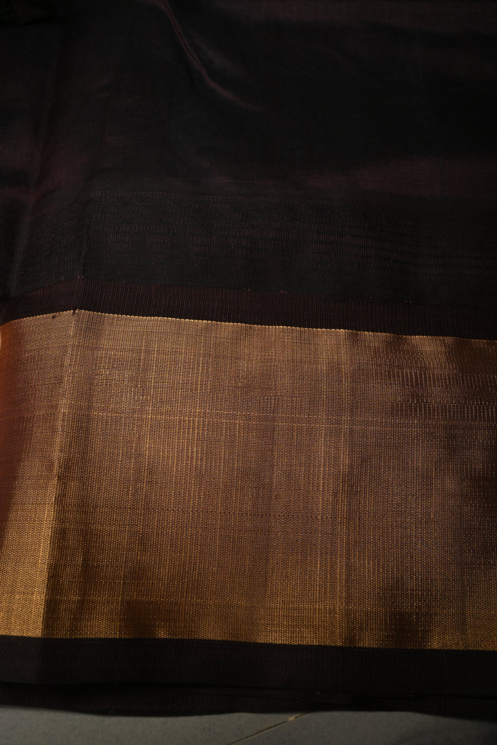 Dusty Gray Kanchi Silk Cotton Handloom Saree with Contrast Tissue Zari Border and Pallu | SHOBITAM