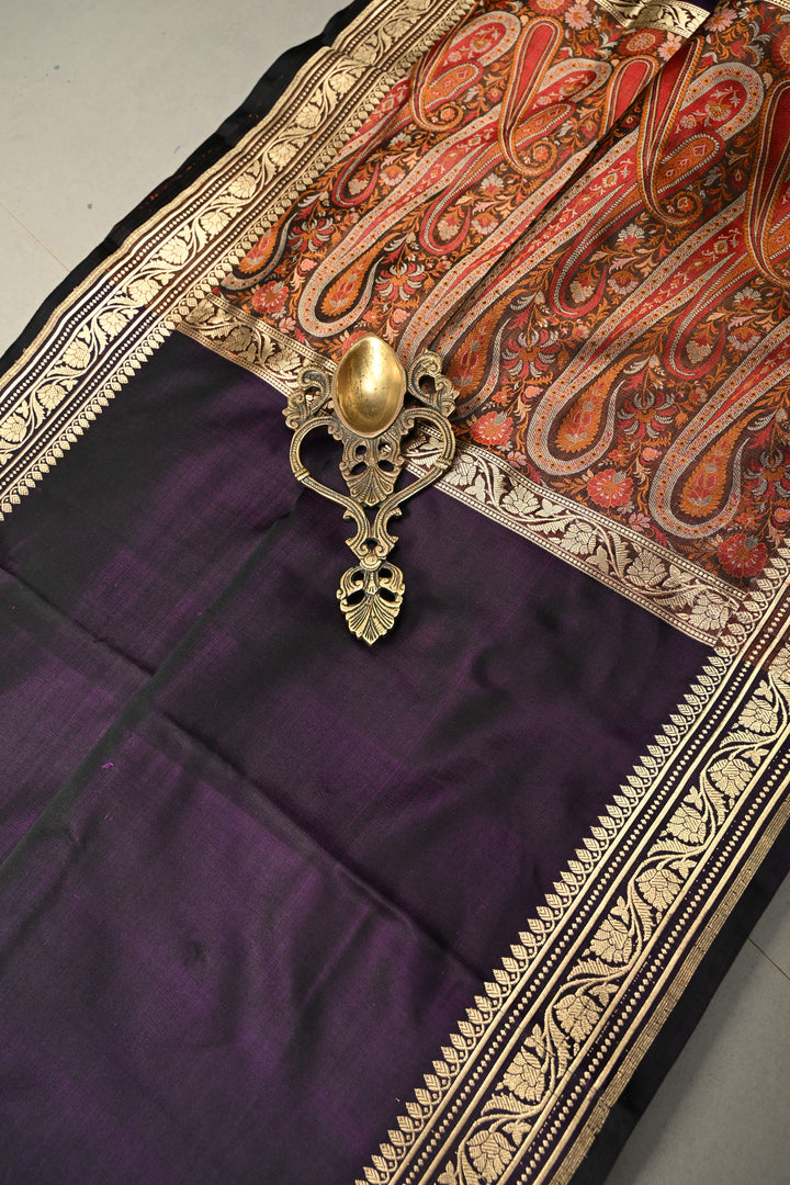 Blackish Purple Dual tone Mashru Silk Saree with Ornated Zari Border and Tanchoi Jamawar Pallu-Blouse Piece | SILK MARK CERTIFIED | SHOBITAM