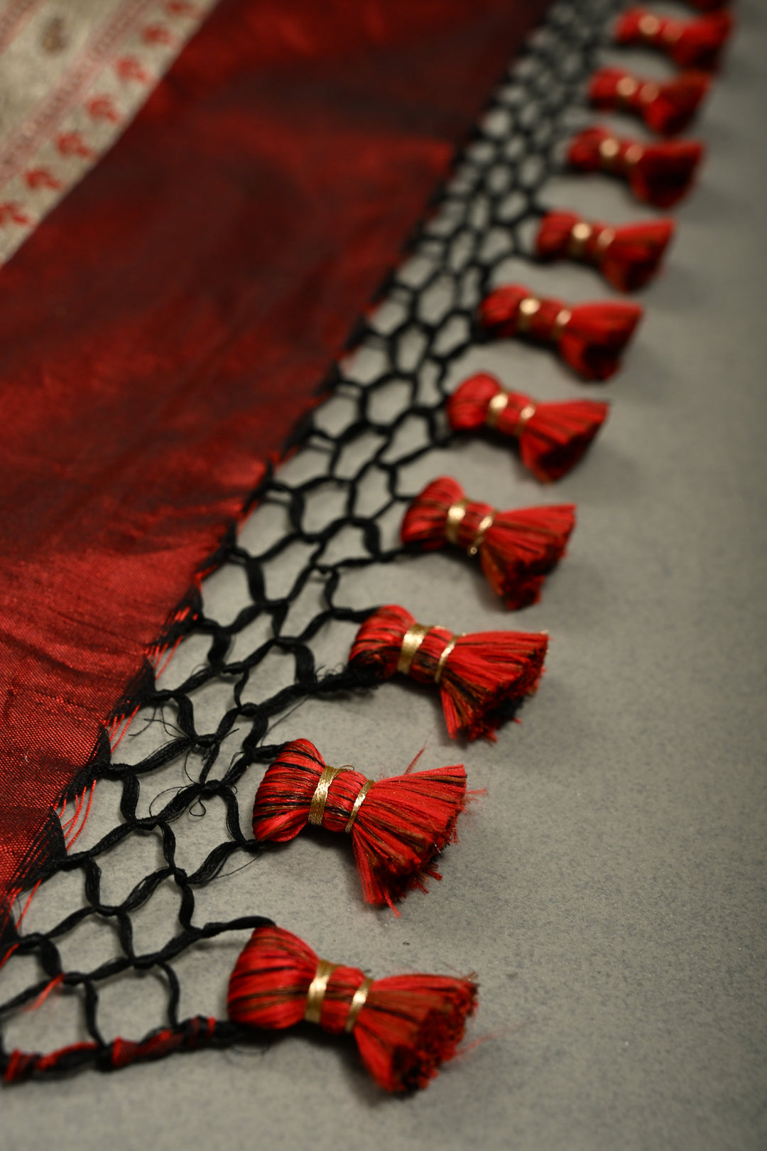Brick Red Persian Jaal Banarasi Saree with Floral,Muniya motif Border and Rich pallu | SILK MARK CERTIFIED