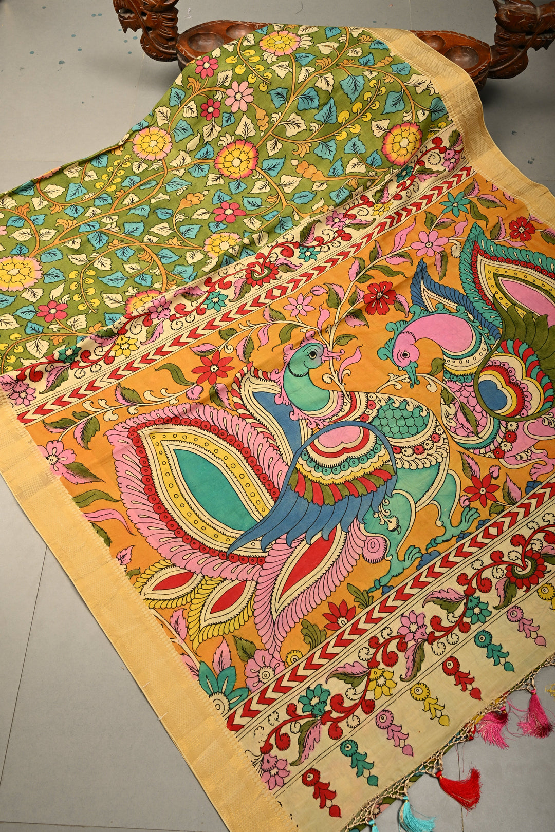 Floral-Twin Peacock Motifs on Pallu Theme: Authentic Mehendi Green Pen Kalamkari Handpainted on Silk Cotton Saree with Mangalagiri Zari Borders