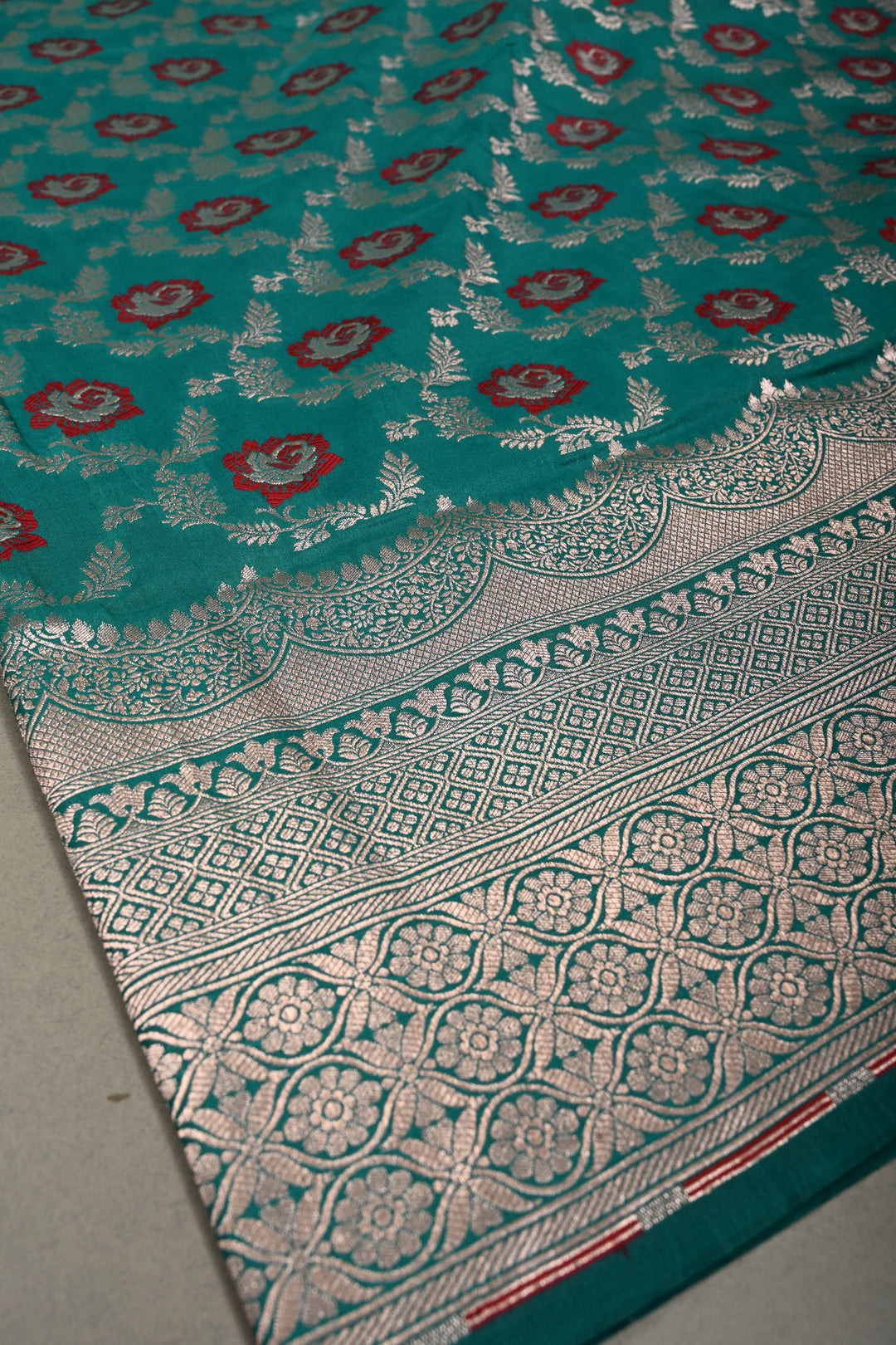 Rama Green Banarasi Semi Kora Saree with Meenakari Floral Jaal and Zari Border
