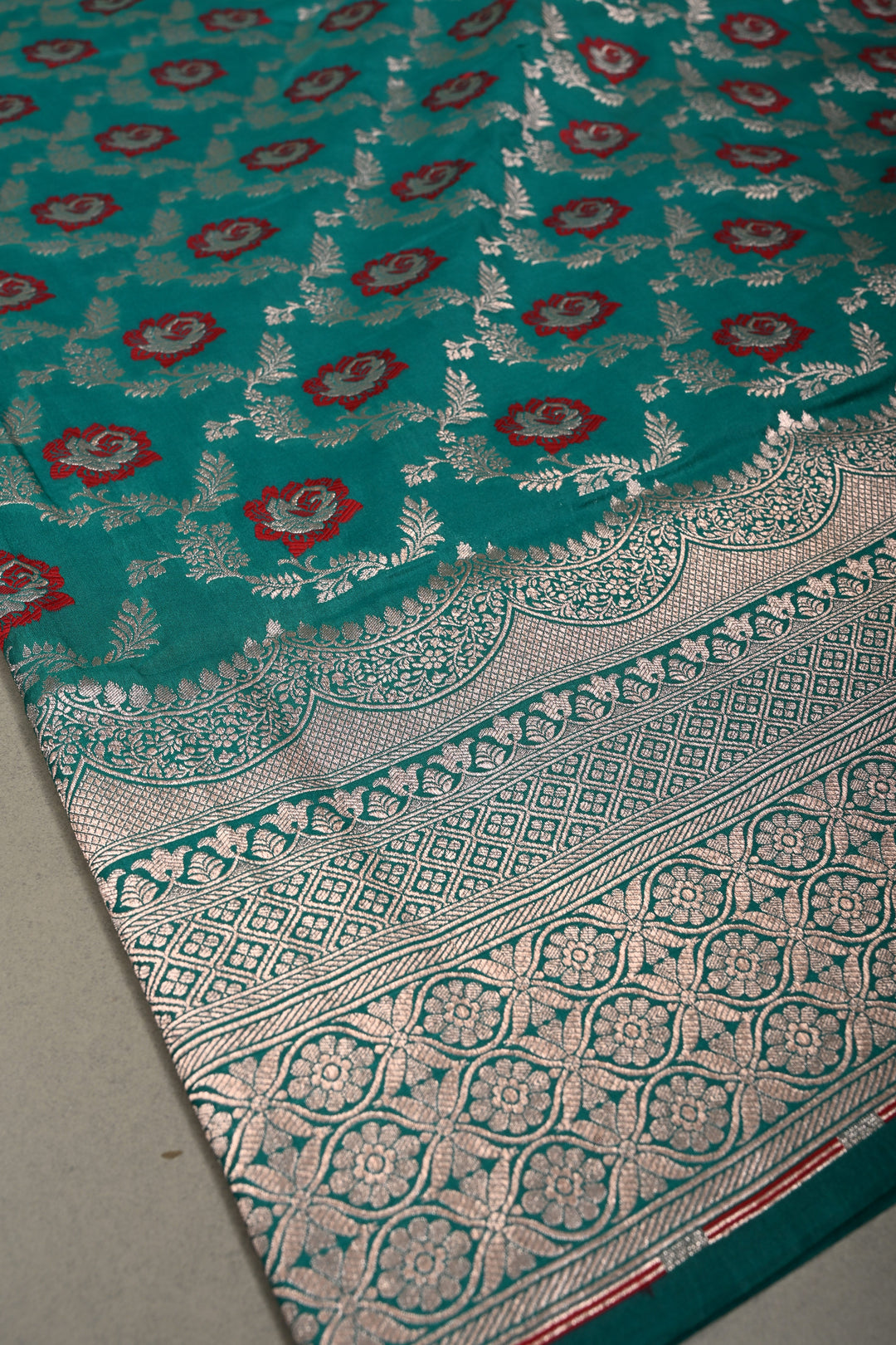 Rama Green Banarasi Semi Kora Saree with Meenakari Floral Jaal and Zari Border