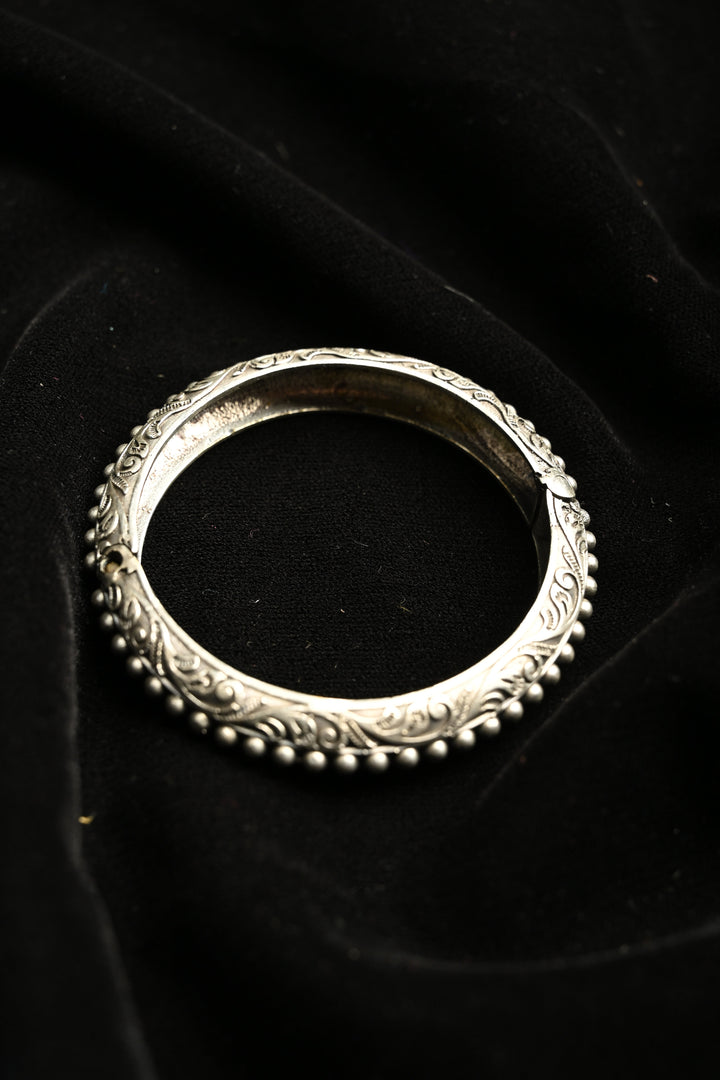 Zara Bangle in Brass with Antique Silver Polish and Adjustable Screw - Single Piece