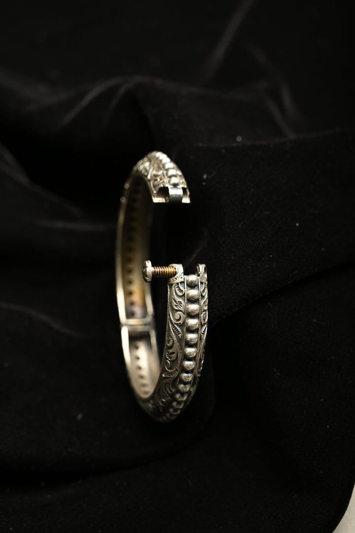 Zara Bangle in Brass with Antique Silver Polish and Adjustable Screw - Single Piece