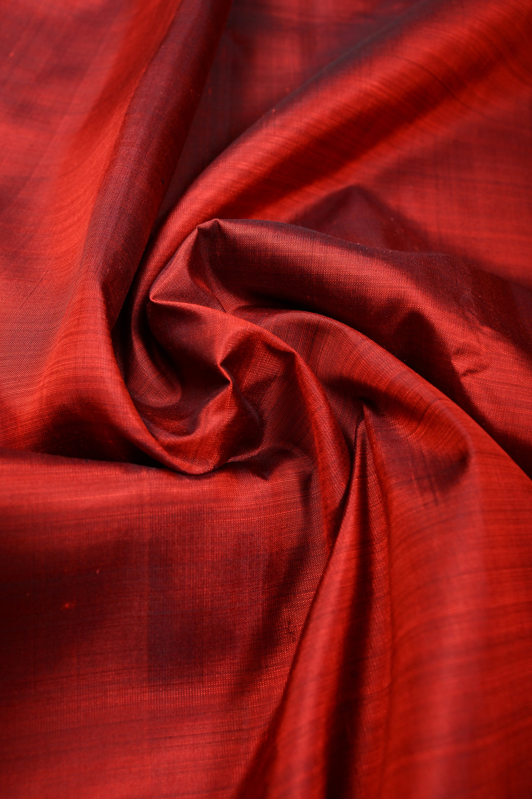 BrickMaroon Kanjivaram Pure Silk Saree with Distinct Peacock Motifs on Border | SILK MARK CERTIFIED