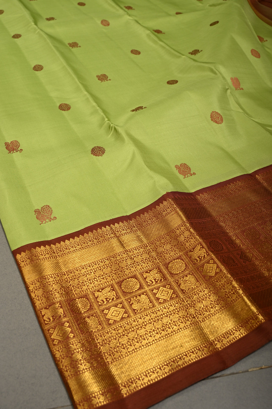 Pista Green Korvai Kanjivaram Pure Silk Saree with Thread Buttas and Contrast Zari Border | SILK MARK CERTIFIED