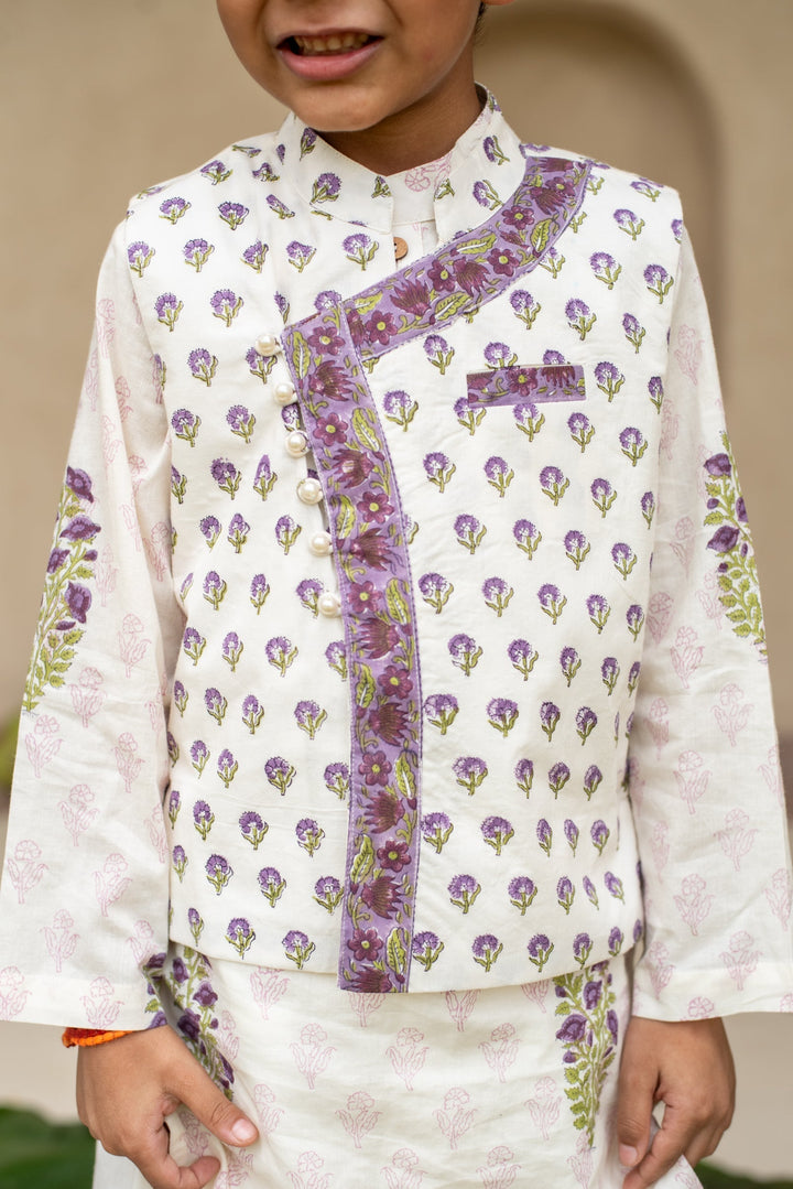 Jamuni Buti Kurta Set | SHOBITAM