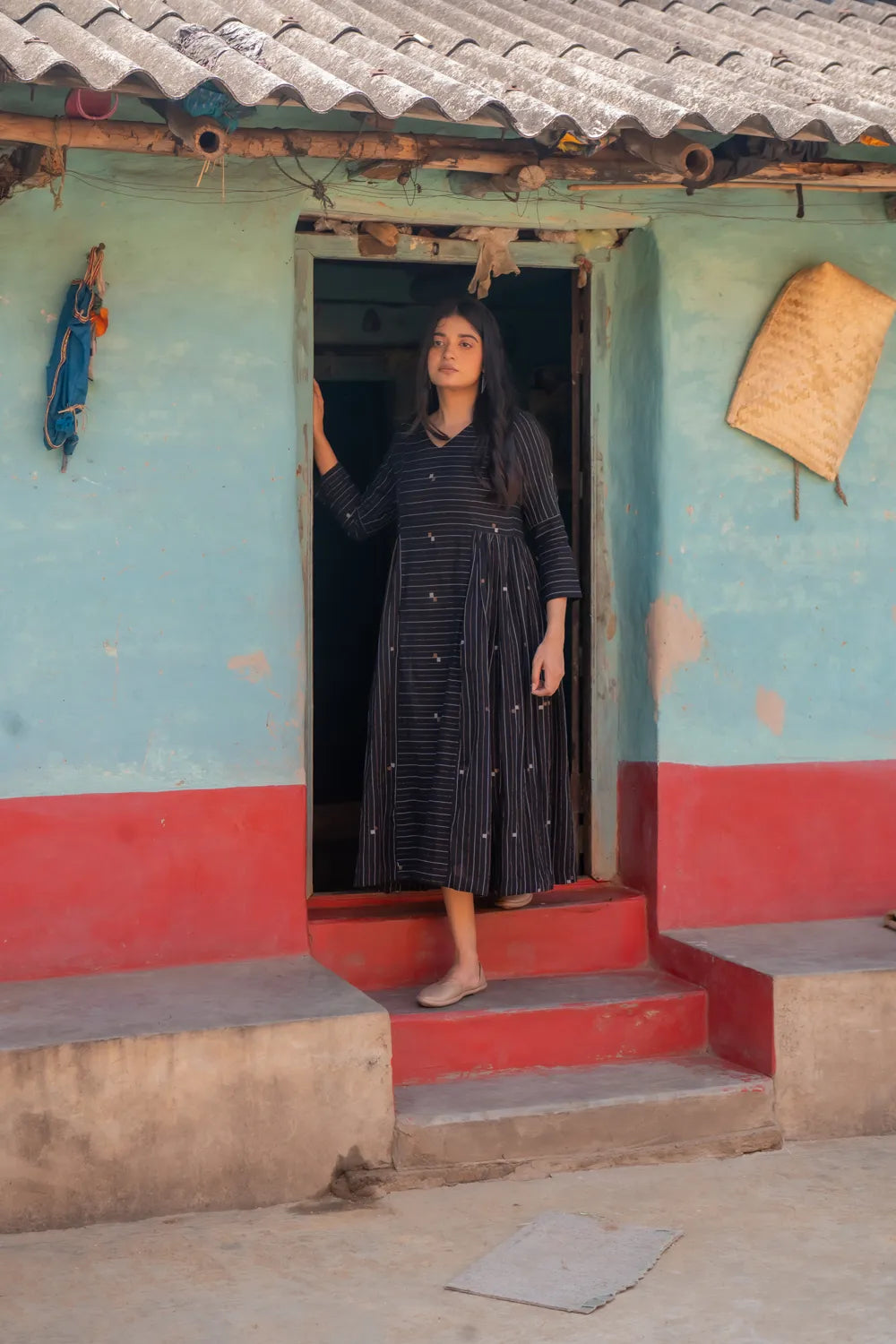 Shimmer Black Handwoven Cotton Jamdani Dress | SHOBITAM