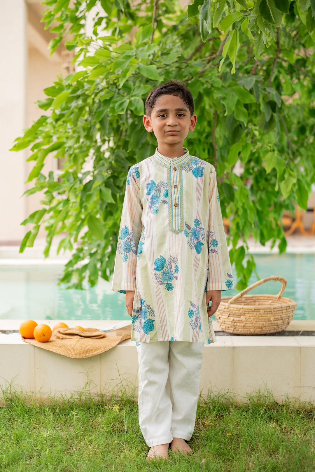 Daisy Stripes Kurta Set | SHOBITAM