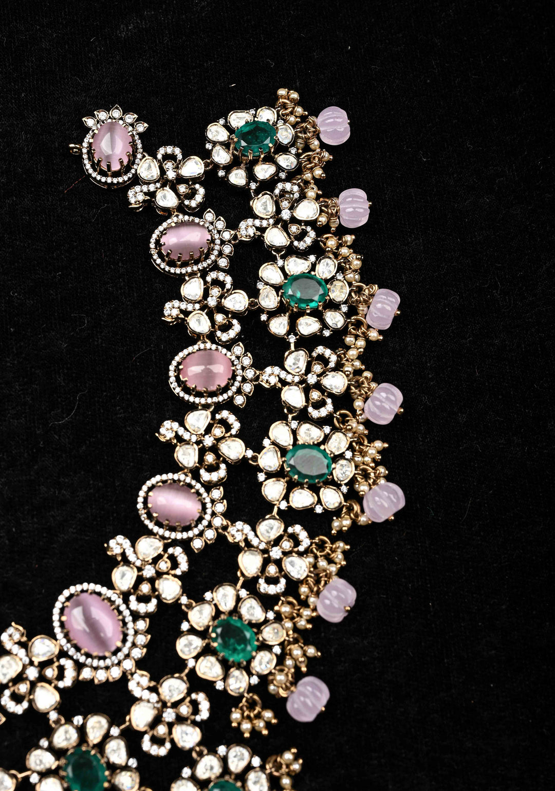Pure 92.5 silver Pin and green stones Victorian Necklace Set