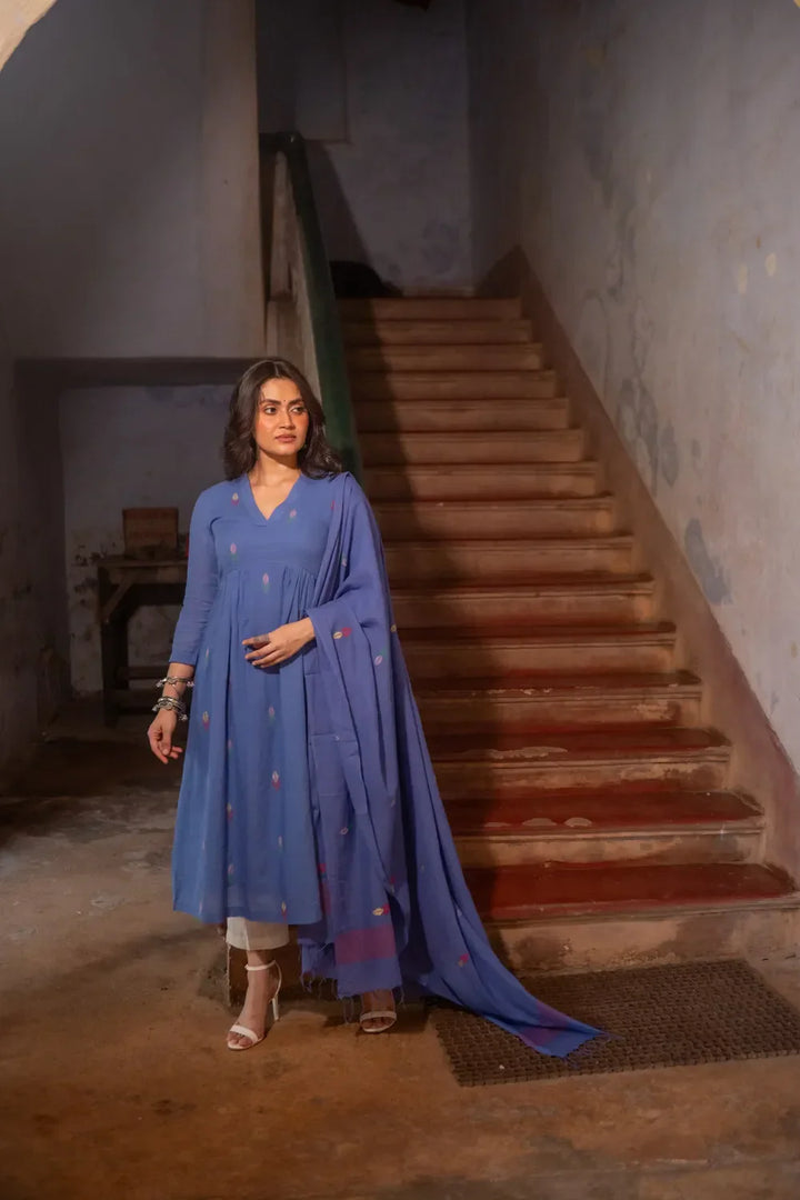 Handloom Sky Blue Pure Cotton Jamdani Kurta Set With Dupatta | SHOBITAM