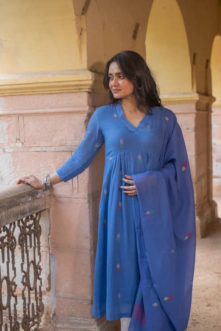 Handloom Sky Blue Pure Cotton Jamdani Kurta Set With Dupatta | SHOBITAM