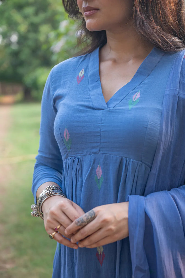 Handloom Sky Blue Pure Cotton Jamdani Kurta Set With Dupatta | SHOBITAM