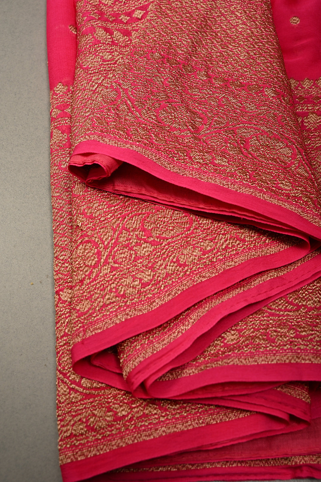 Ombre Banarasi Georgette Saree in Shades of Pink with Zari Buttas and Antique Zari Border | SILK MARK CERTIFIED | SHOBITAM