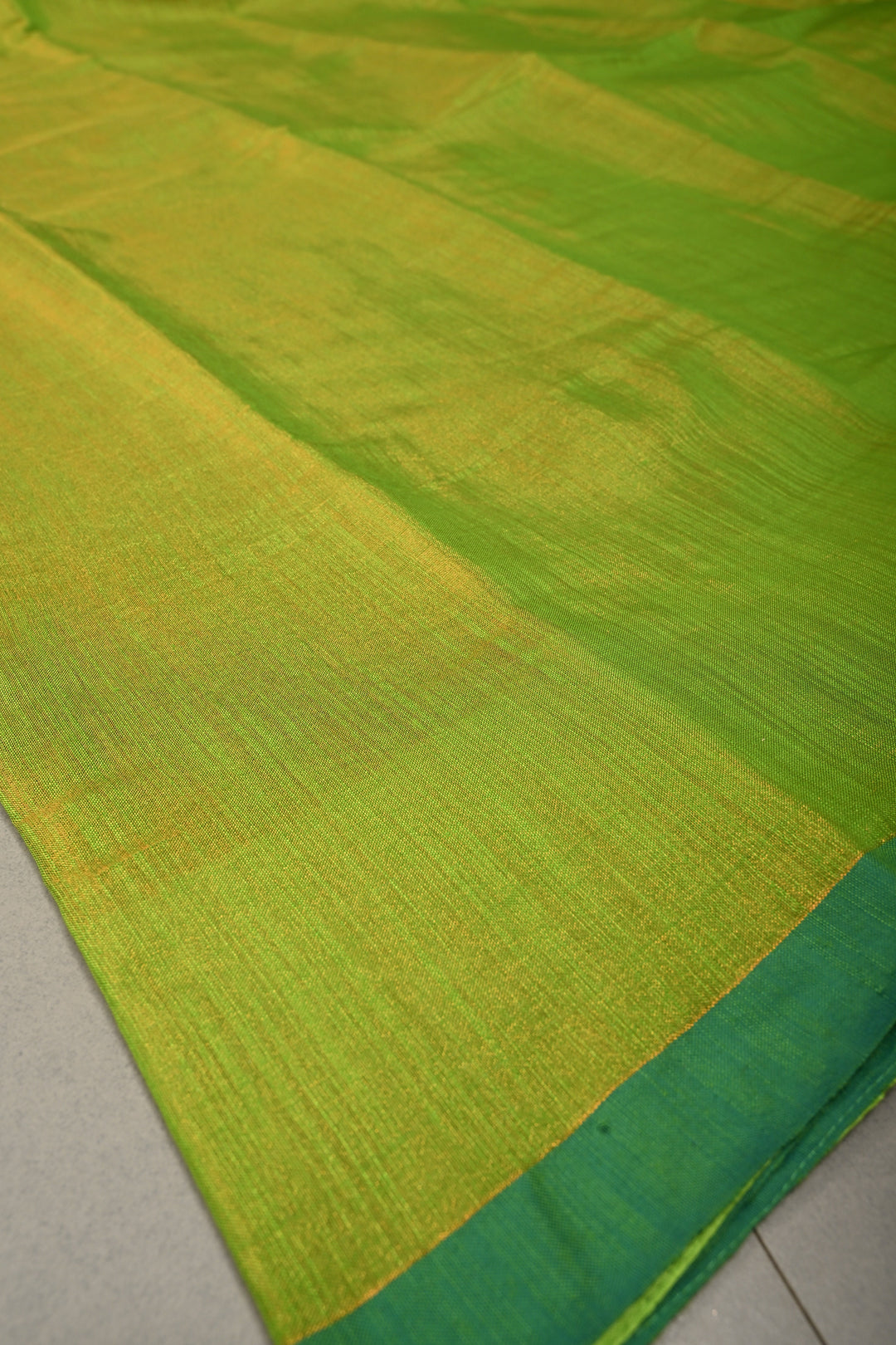 Lime Green Tissue Cotton Saree with Miniaml Border , No Blouse Piece | SHOBITAM
