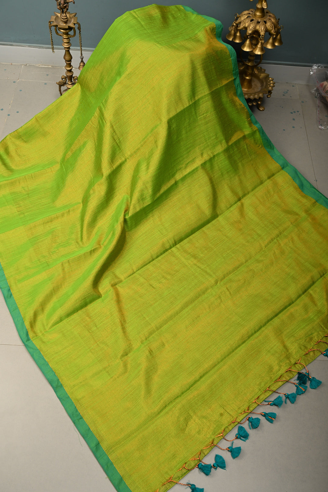 Lime Green Tissue Cotton Saree with Miniaml Border , No Blouse Piece | SHOBITAM